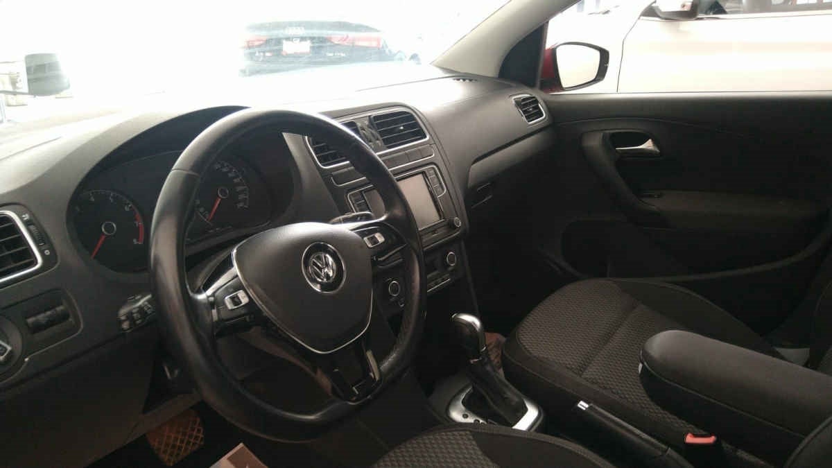 2021 Volkswagen Vento 4p Comfortline Plus L4/1.6 Man